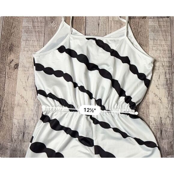 Emery Rose Sleeveless White Black Striped Tie a Shoulders Jersey Dress Small NWT - Picture 6 of 10